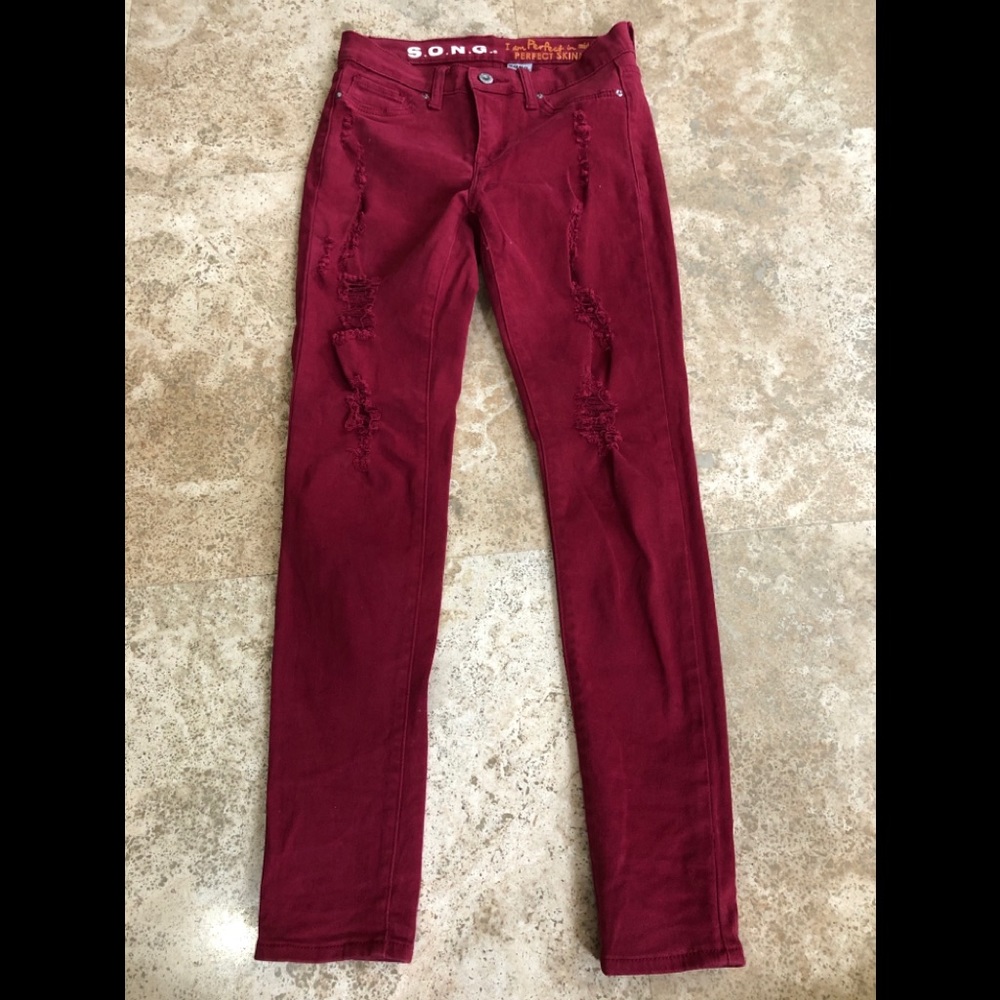 Zumiez S.O.N.G.- Cranberry Color Mid Rise Skinny Stretch Jeans - 5 Juniors